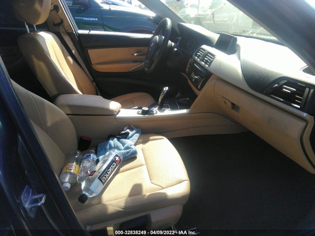 BMW 3 Series 320i 2017 WBA8E1G53HNU12520 Image 6