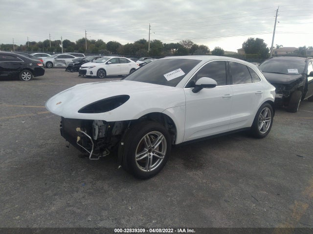 2016 Porsche Macan, VIN: WP1AB2A51GLB40148