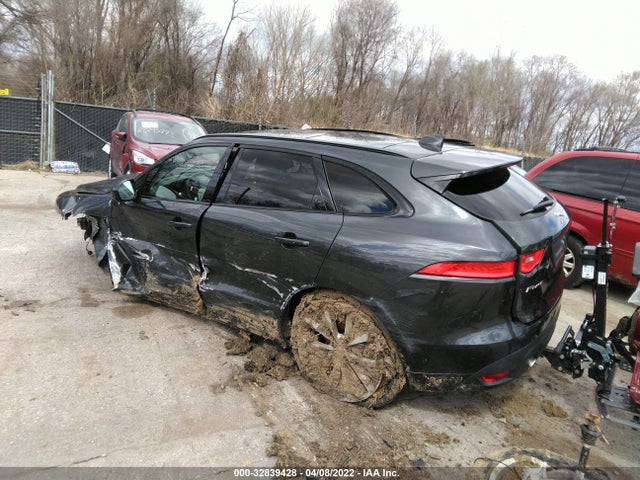 2019 Jaguar F-PACE, VIN: SADCL2GX4KA607524