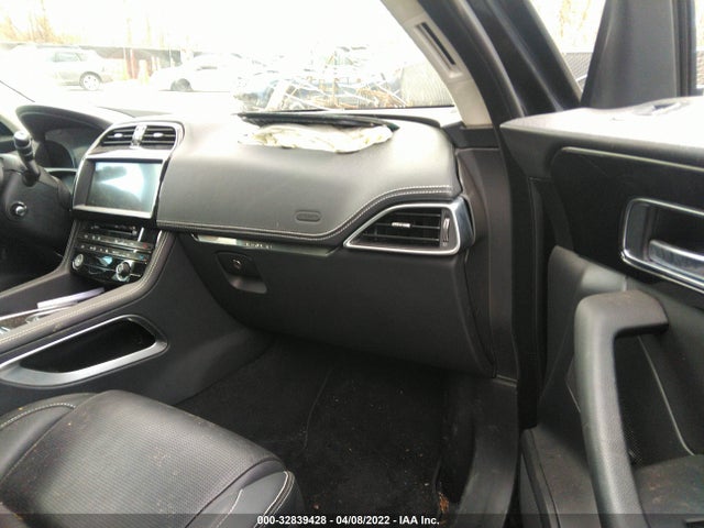 2019 Jaguar F-PACE, VIN: SADCL2GX4KA607524