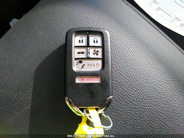 2021 Honda Clarity, VIN: JHMZC5F17MC001631