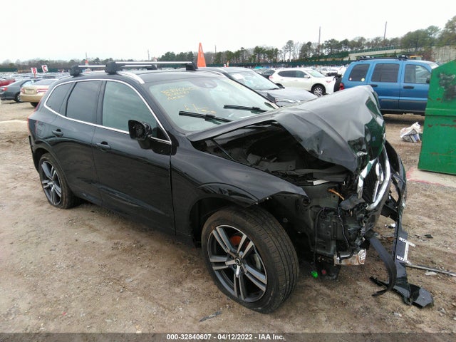 Volvo Xc60 Momentum 2018 YV4102RK7J1089367 главное изображение