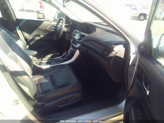 1HGCR2F85FA119937 Honda Accord Sedan Ex-l