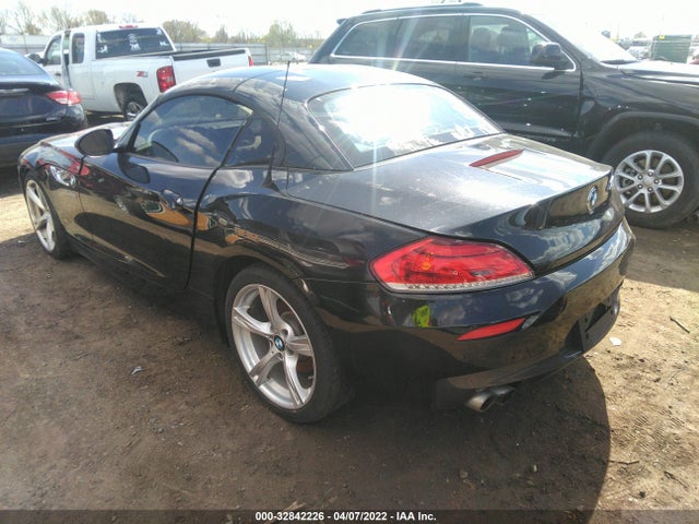 2016 BMW Z4, VIN: WBALL5C51G5A21008