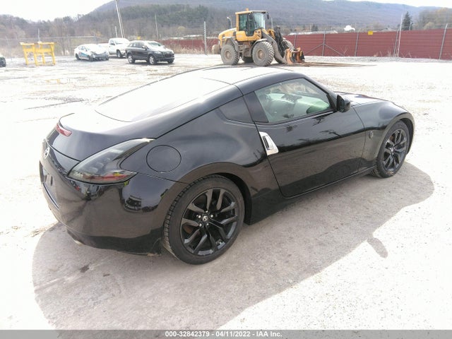 2017 Nissan Z, VIN: JN1AZ4EH1HM955039