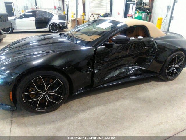 2021 Aston Martin Vantage, VIN: SCFSMGBW3MGP05865