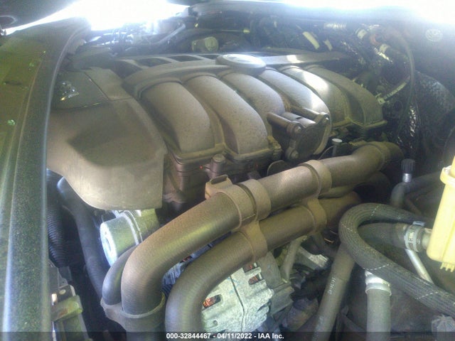 2016 Volkswagen Touareg, VIN: WVGEF9BP2GD001815