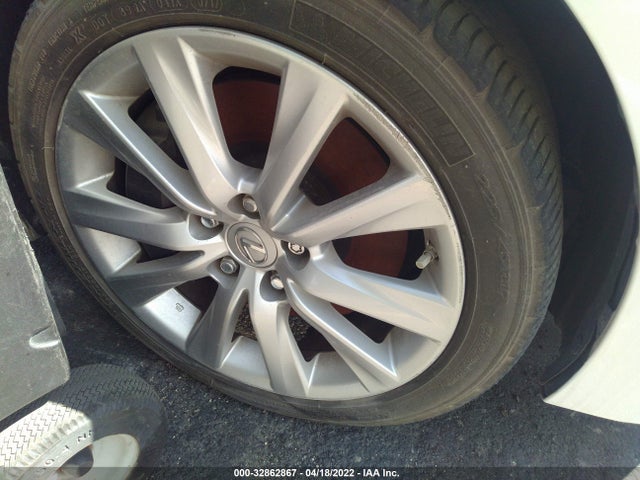 Lexus IS 200T 2016 JTHBA1D22G5035254 Image 7