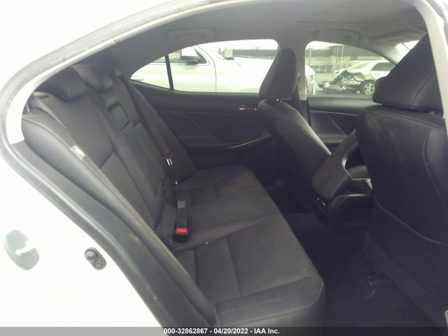 Lexus IS 200T 2016 JTHBA1D22G5035254 Image 14