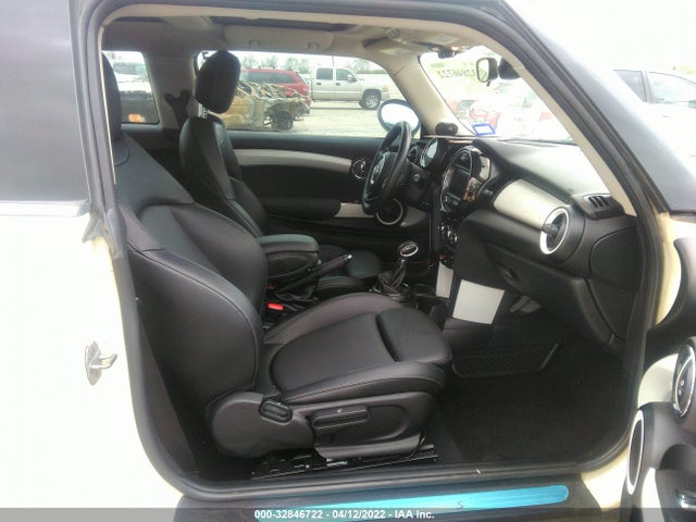 2017 Mini Cooper, VIN: WMWXP7C56H3B93968
