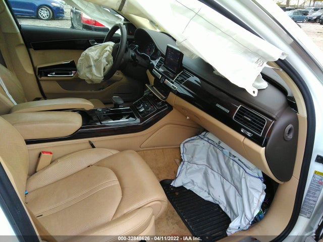 2016 Audi A8, VIN: WAU34AFD9GN013549