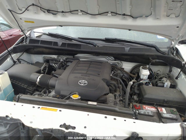 2015 Toyota Sequoia, VIN: 5TDYY5G1XFS057982