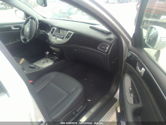 2014 Hyundai Genesis, VIN: KMHGC4DD9EU263917