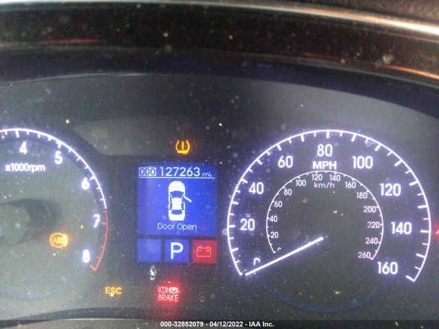 2014 Hyundai Genesis, VIN: KMHGC4DD9EU263917