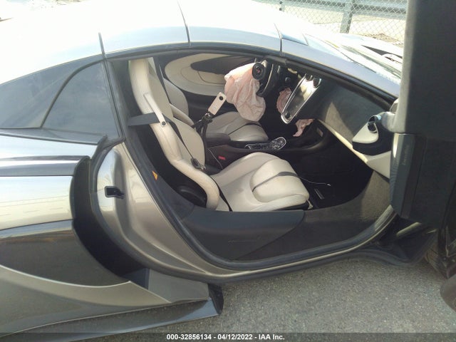 2018 McLaren 570S, VIN: SBM13FAA6JW004291