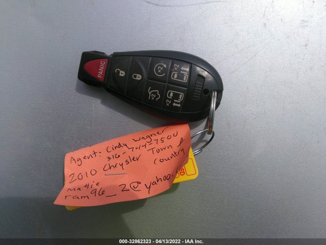 2A4RR5DX5AR185133 Chrysler Town & Country Touring