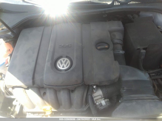 2014 Volkswagen Golf, VIN: WVWDB7AJ2EW011615