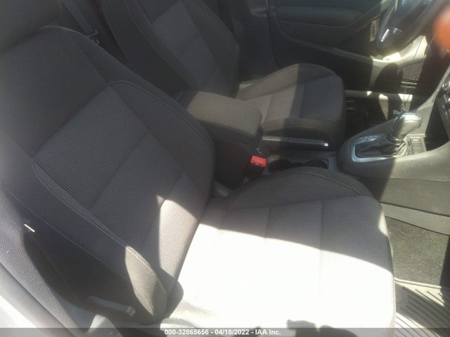 2014 Volkswagen Golf, VIN: WVWDB7AJ2EW011615