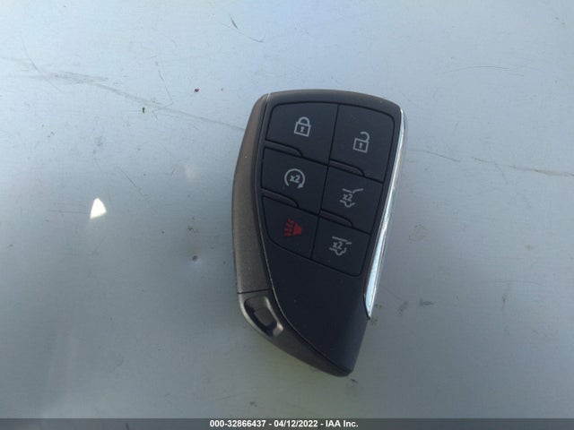 2022 Chevrolet Suburban, VIN: 1GNSCEKD5NR152024