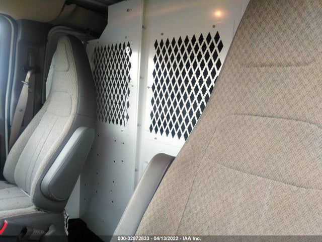 2020 Chevrolet Express, VIN: 1GCWGAFP2L1200232
