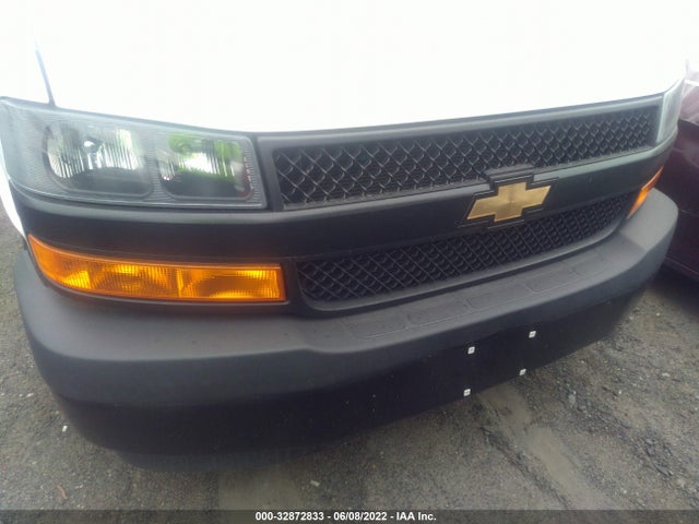 2020 Chevrolet Express, VIN: 1GCWGAFP2L1200232