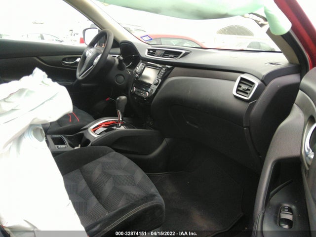 2015 Nissan Rogue, VIN: 5N1AT2MT3FC764147