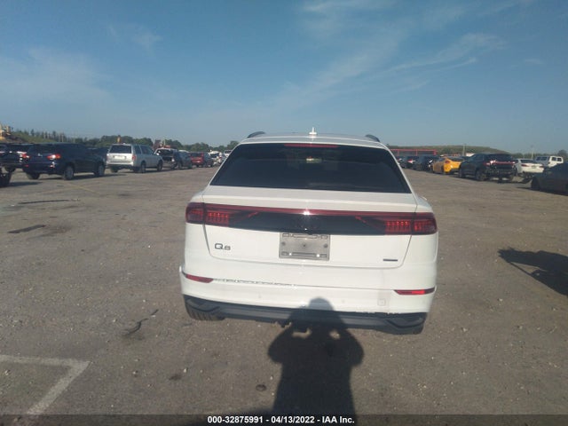 2021 Audi Q8, VIN: WA1AVAF19MD042395