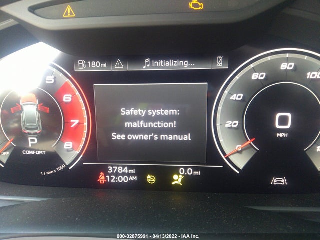2021 Audi Q8, VIN: WA1AVAF19MD042395