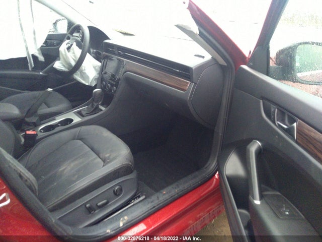 2022 Volkswagen Passat, VIN: 1VWBA7A33NC005753