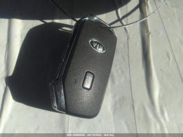 5XYRH4LF6MG011883 KIA SORENTO EX
