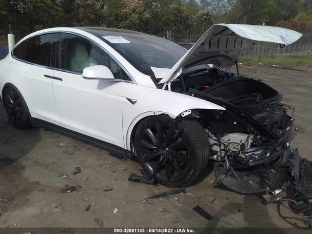 2017 Tesla Model X, VIN: 5YJXCAE40HF075754