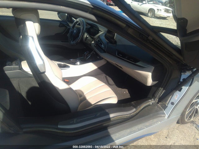 2015 BMW i8, VIN: WBY2Z2C51FV392885
