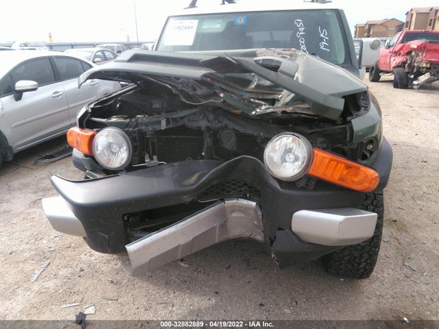 2014 Toyota FJ Cruiser, VIN: JTEBU4BF8EK187646