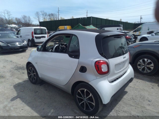 2017 Smart Fortwo, VIN: WMEFJ5DA5HK169813