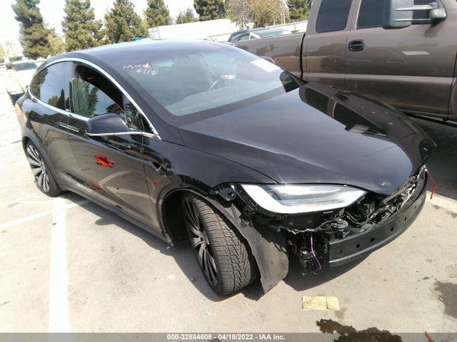 2018 Tesla Model X, VIN: 5YJXCAE26JF126016