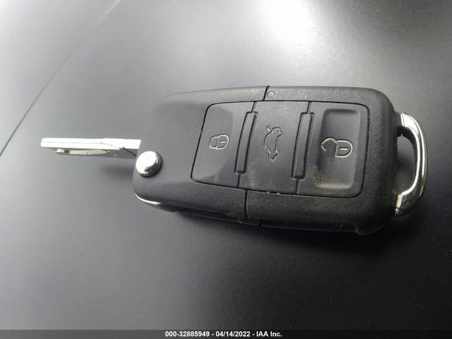 2009 VOLKSWAGEN NEW BEETLE COUPE VIN: 3VWRW31C09M501719