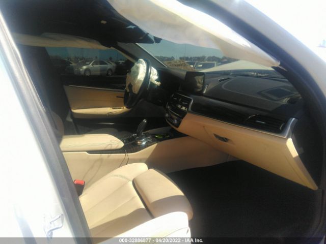 WBAJA9C54JB251670 BMW 530e Iperformance