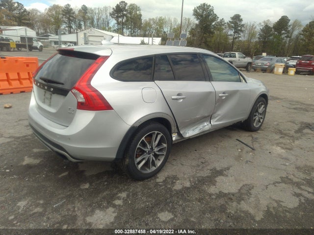 2016 Volvo V60, VIN: YV4612HK1G1008862