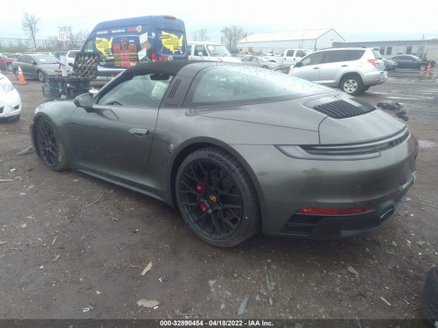 2022 Porsche 911, VIN: WP0BB2A94NS231748