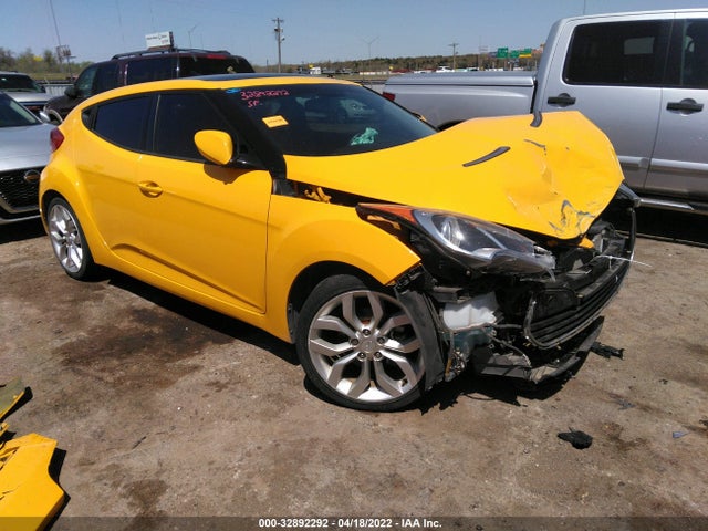 2015 Hyundai Veloster, VIN: KMHTC6AD1FU240938