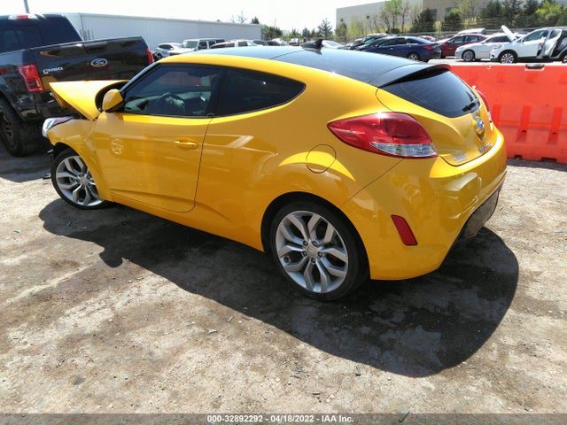 2015 Hyundai Veloster, VIN: KMHTC6AD1FU240938
