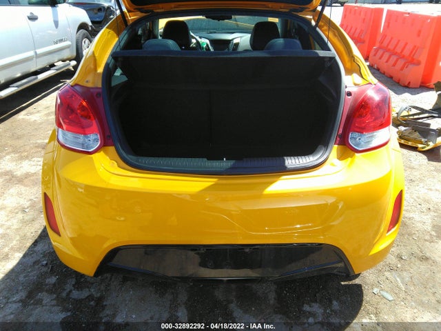 2015 Hyundai Veloster, VIN: KMHTC6AD1FU240938