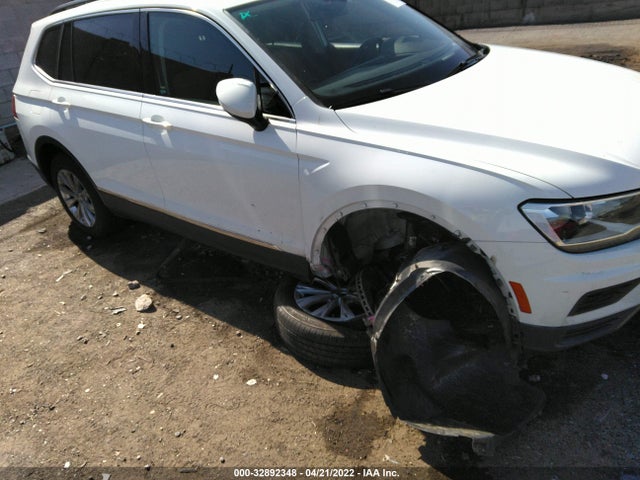 3VV3B7AX8JM176399 Volkswagen Tiguan Sel/se