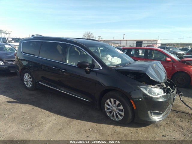 2018 Chrysler Pacifica, VIN: 2C4RC1EG3JR293443