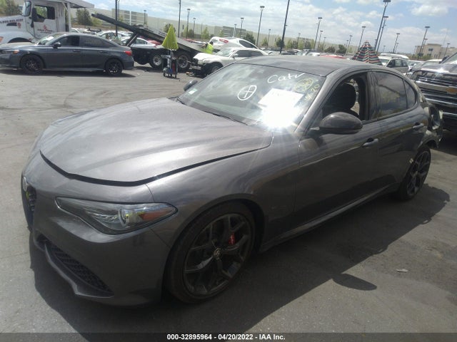 2020 Alfa Romeo Giulia, VIN: ZARFAMAN2L7636445