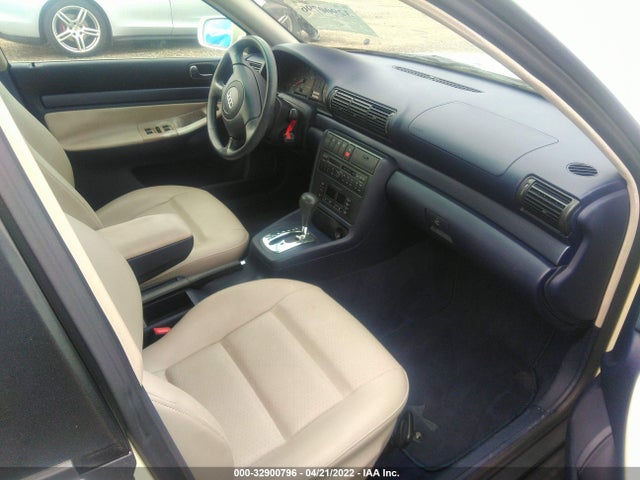 1998 AUDI A4 VIN: WAUBB28DXWA060079