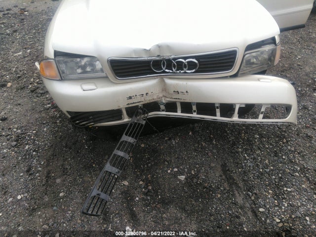 1998 AUDI A4 VIN: WAUBB28DXWA060079