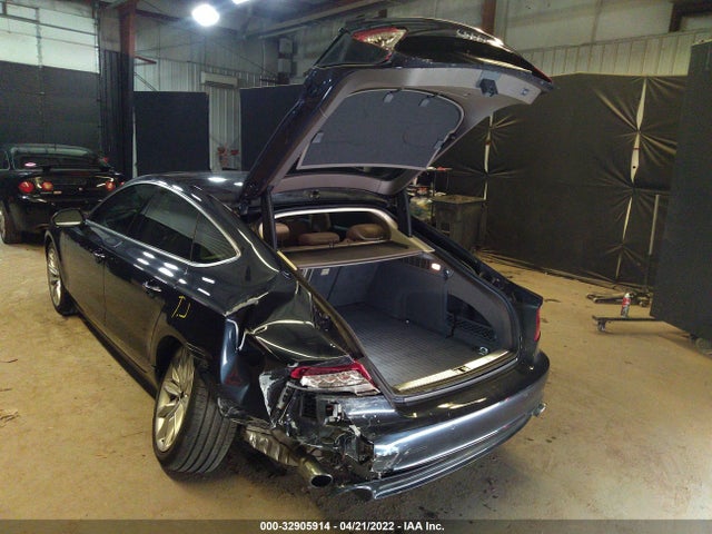 2015 Audi A7, VIN: WAUWGAFC6FN004415