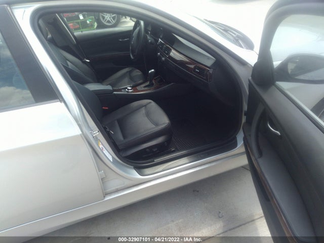 BMW 3 Series 328i 2008 WBAVA37508NL44011 Image 10
