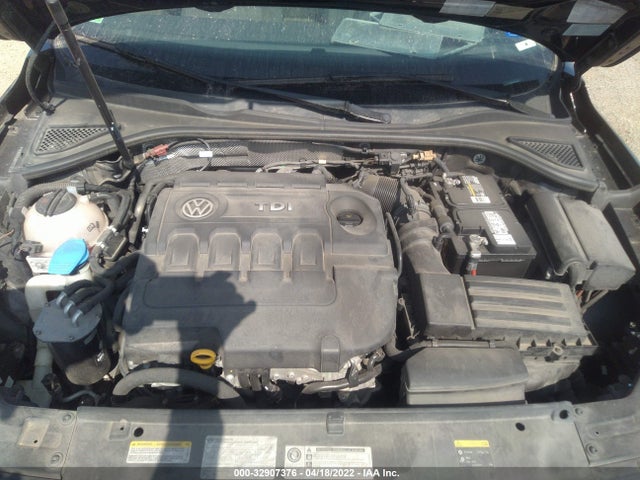 2015 Volkswagen CC, VIN: 1VWCV7A36FC072017